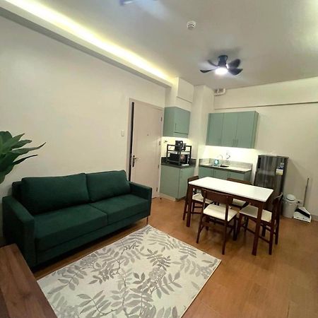 Bed and Breakfast Pioneer Woodlands Mandaluyong Zewnętrze zdjęcie